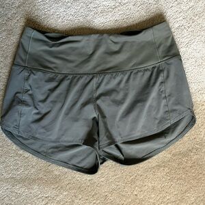 Lululemon Low Rise Speed Up Shorts Lined